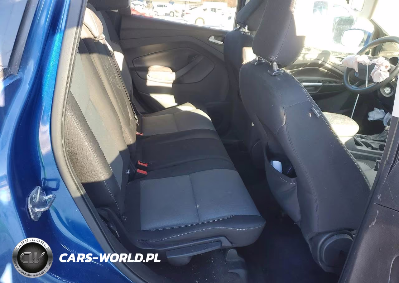 2018 Ford Escape Se VIN:1FMCU9GD2JUC16050 - 10