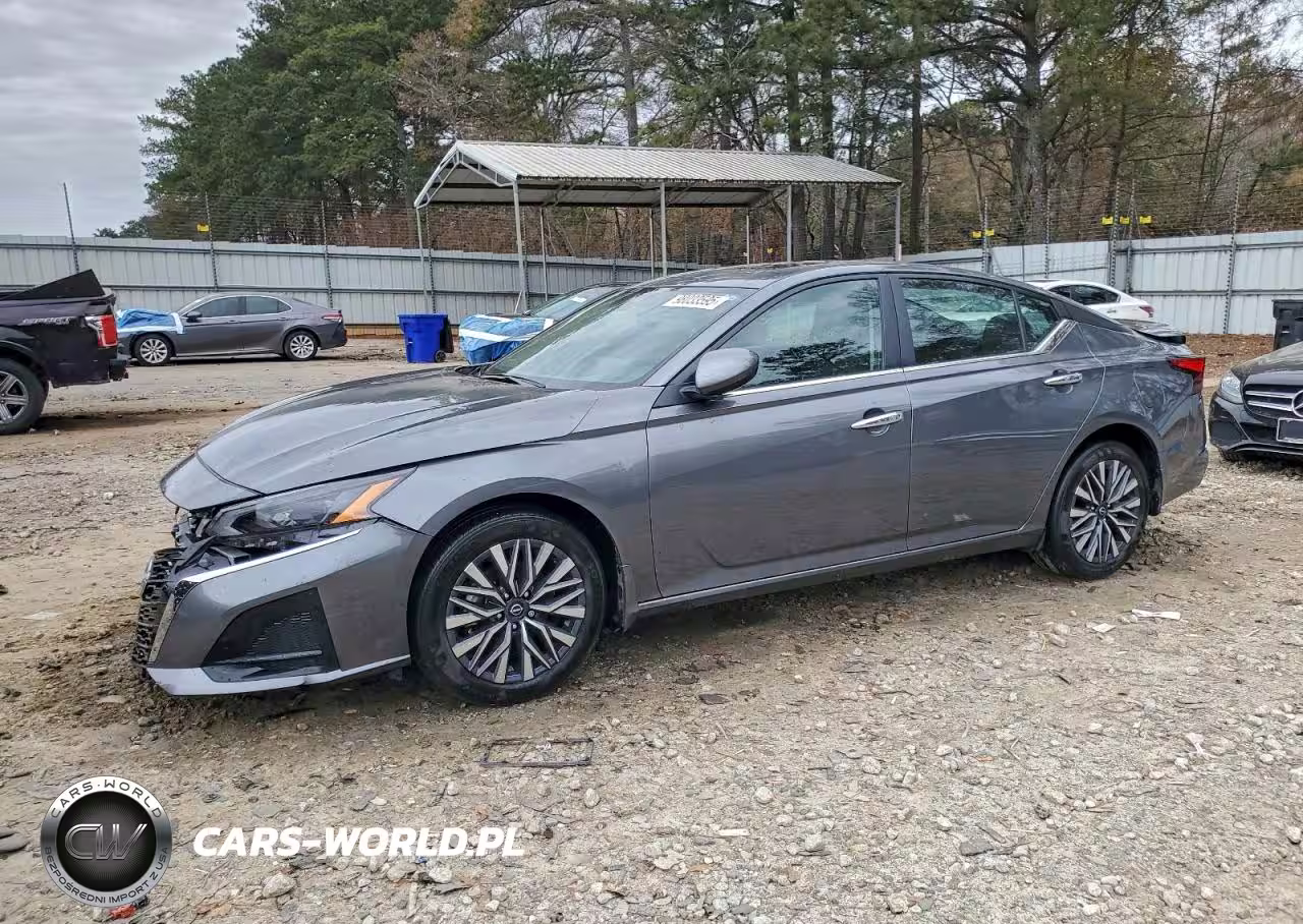 2024 Nissan Altima Sv