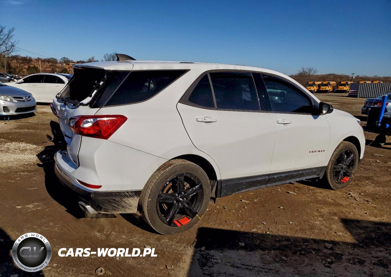 2018 Chevrolet Equinox Lt VIN:2GNAXTEX2J6310061 - 3
