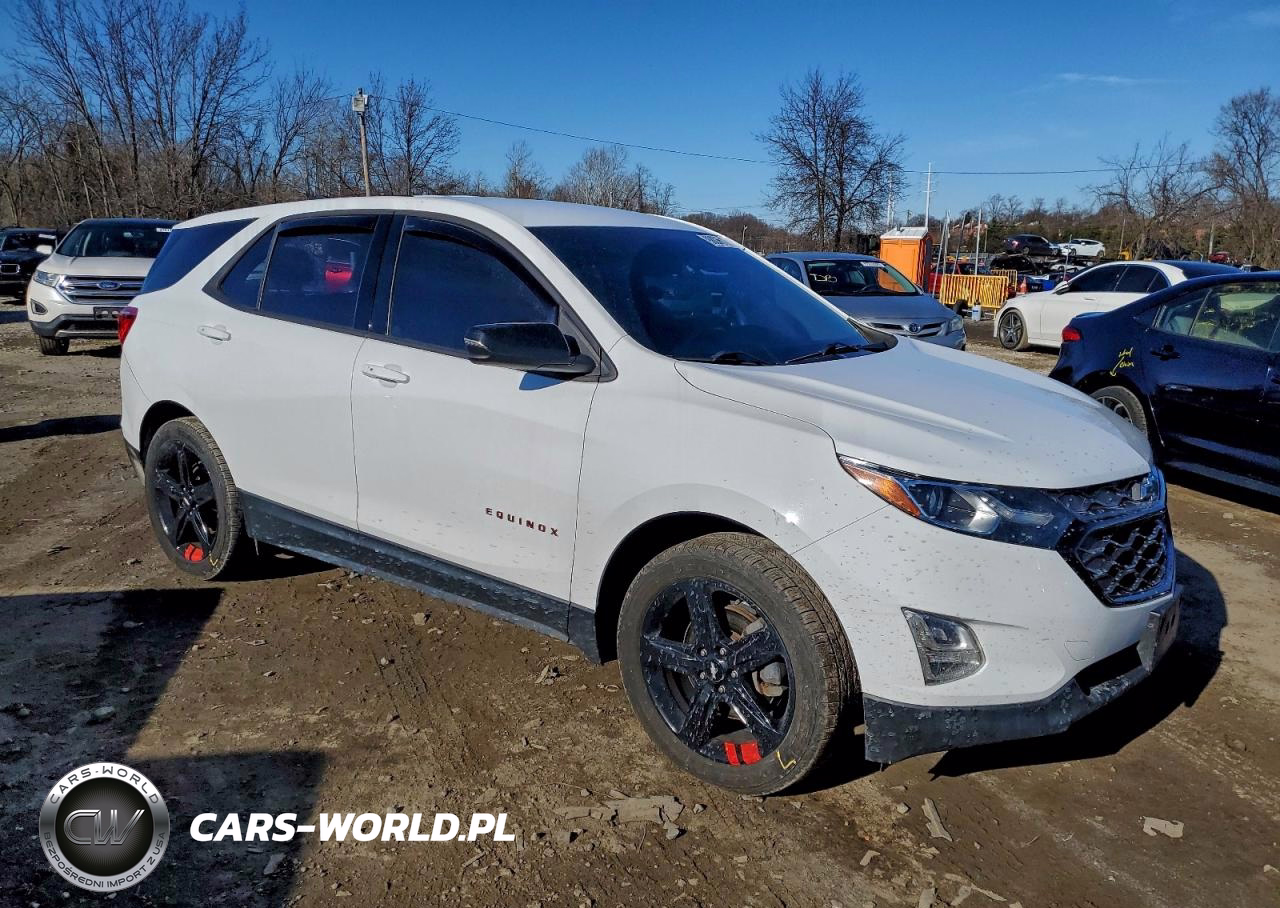 2018 Chevrolet Equinox Lt VIN:2GNAXTEX2J6310061 - 4