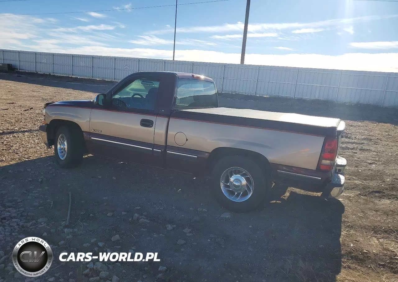 1999 Chevrolet Silverado C1500 VIN:1GCEC14T8XZ152251 - 2