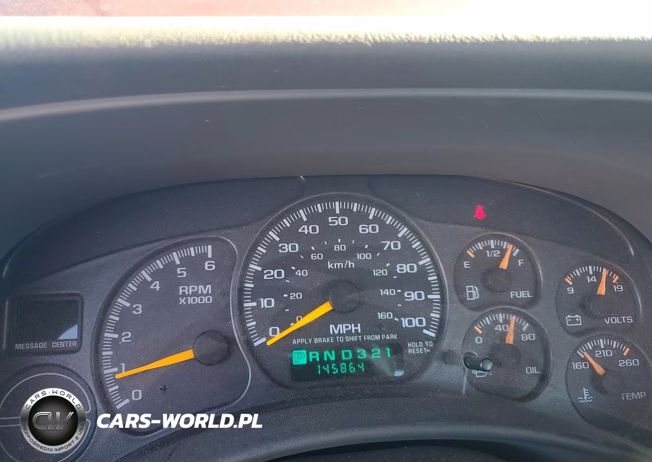 1999 Chevrolet Silverado C1500 VIN:1GCEC14T8XZ152251 - 9