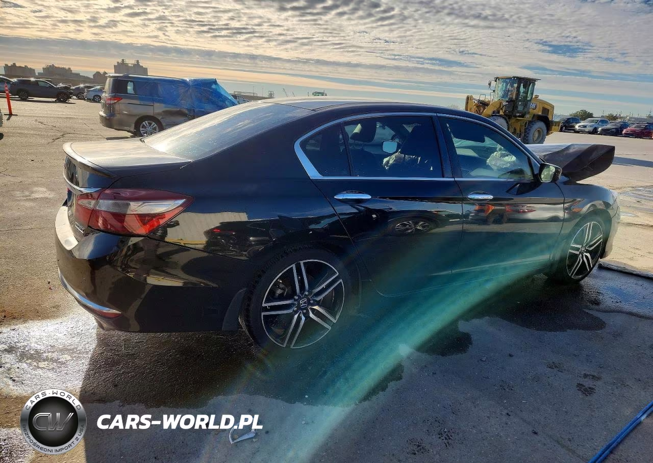 2017 Honda Accord Sport Special Edition VIN:1HGCR2F16HA123033 - 3