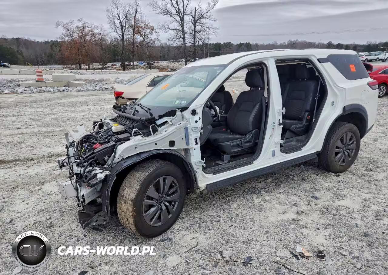 2024 Nissan Pathfinder S