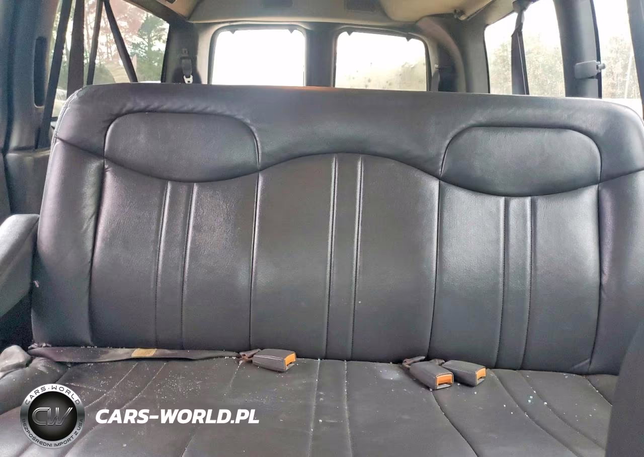 2002 Chevrolet Express VIN:1GAGG25R121154087 - 10