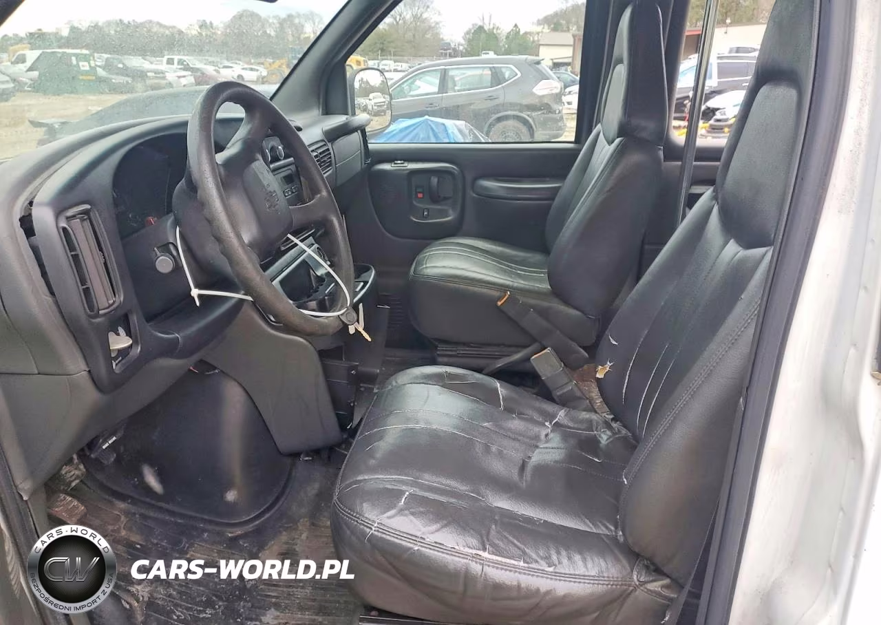 2002 Chevrolet Express VIN:1GAGG25R121154087 - 7