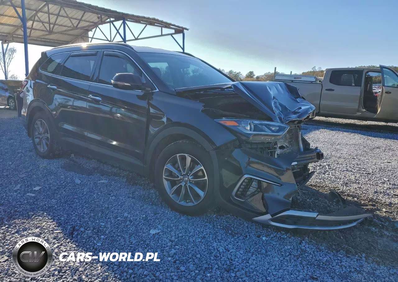 2018 Hyundai Santa Fe Se VIN:KM8SNDHF9JU262048 - 4
