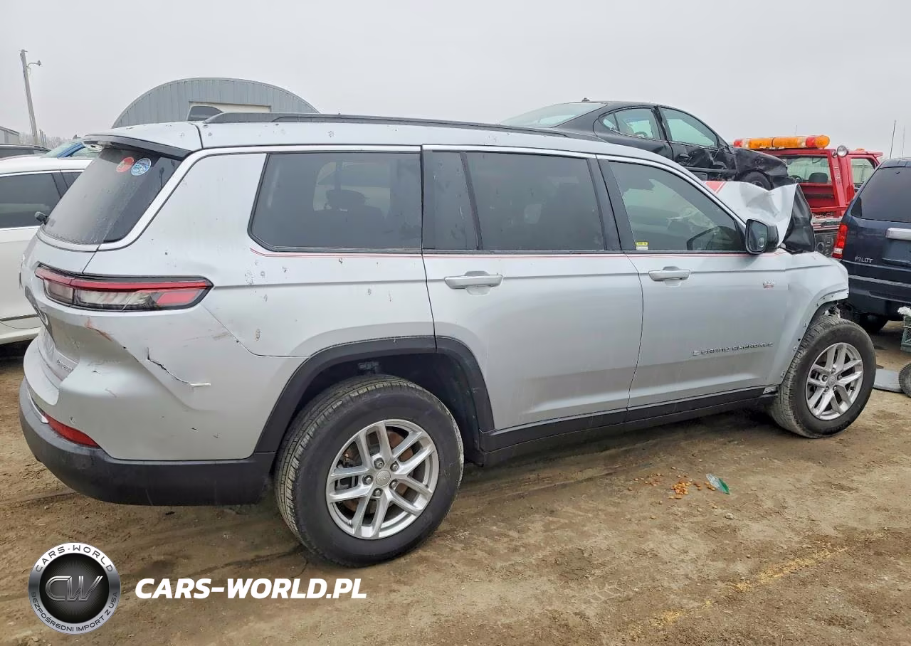 2025 Jeep Grand Cherokee L Laredo VIN:1C4RJKAG7S8648497 - 3