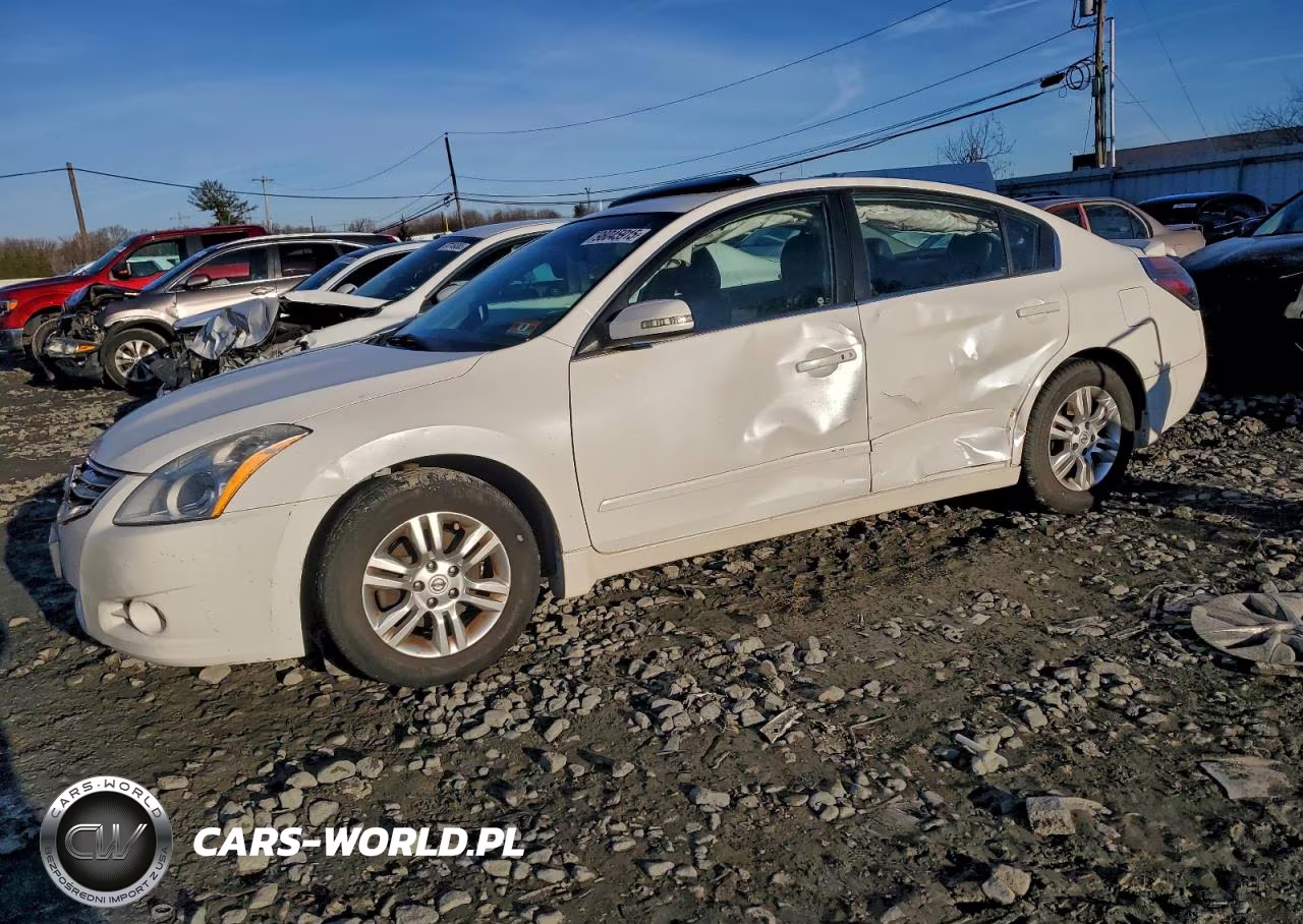 2012 Nissan Altima Base