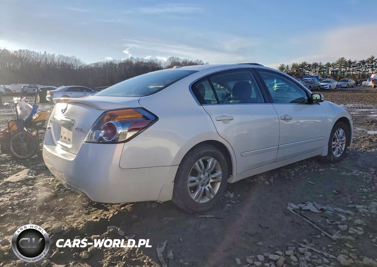 2012 Nissan Altima Base VIN:1N4AL2APXCC134140 - 3