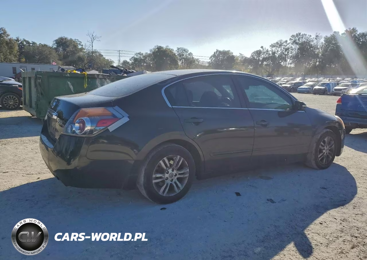 2010 Nissan Altima Base VIN:1N4AL2AP3AN418999 - 3