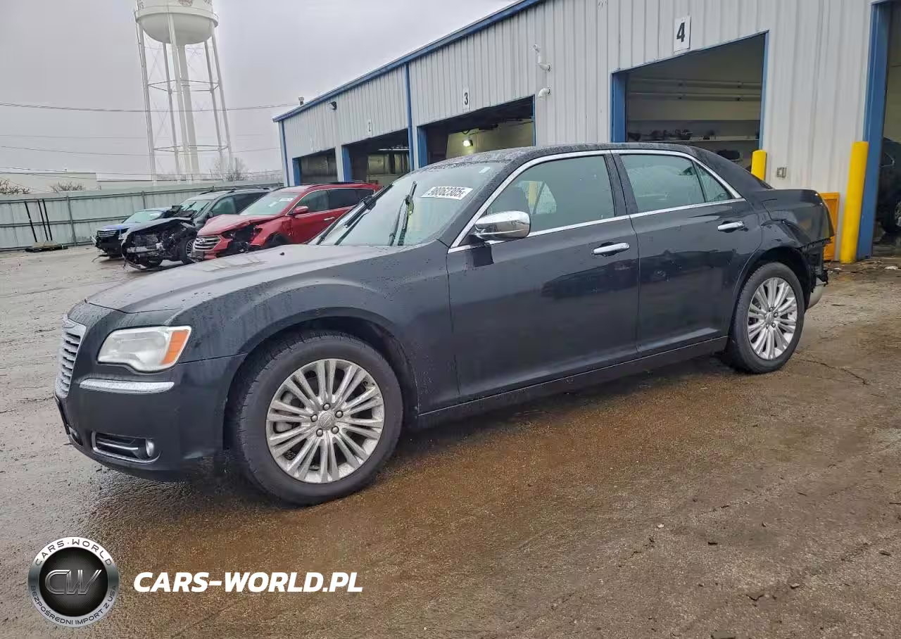 2013 Chrysler 300C