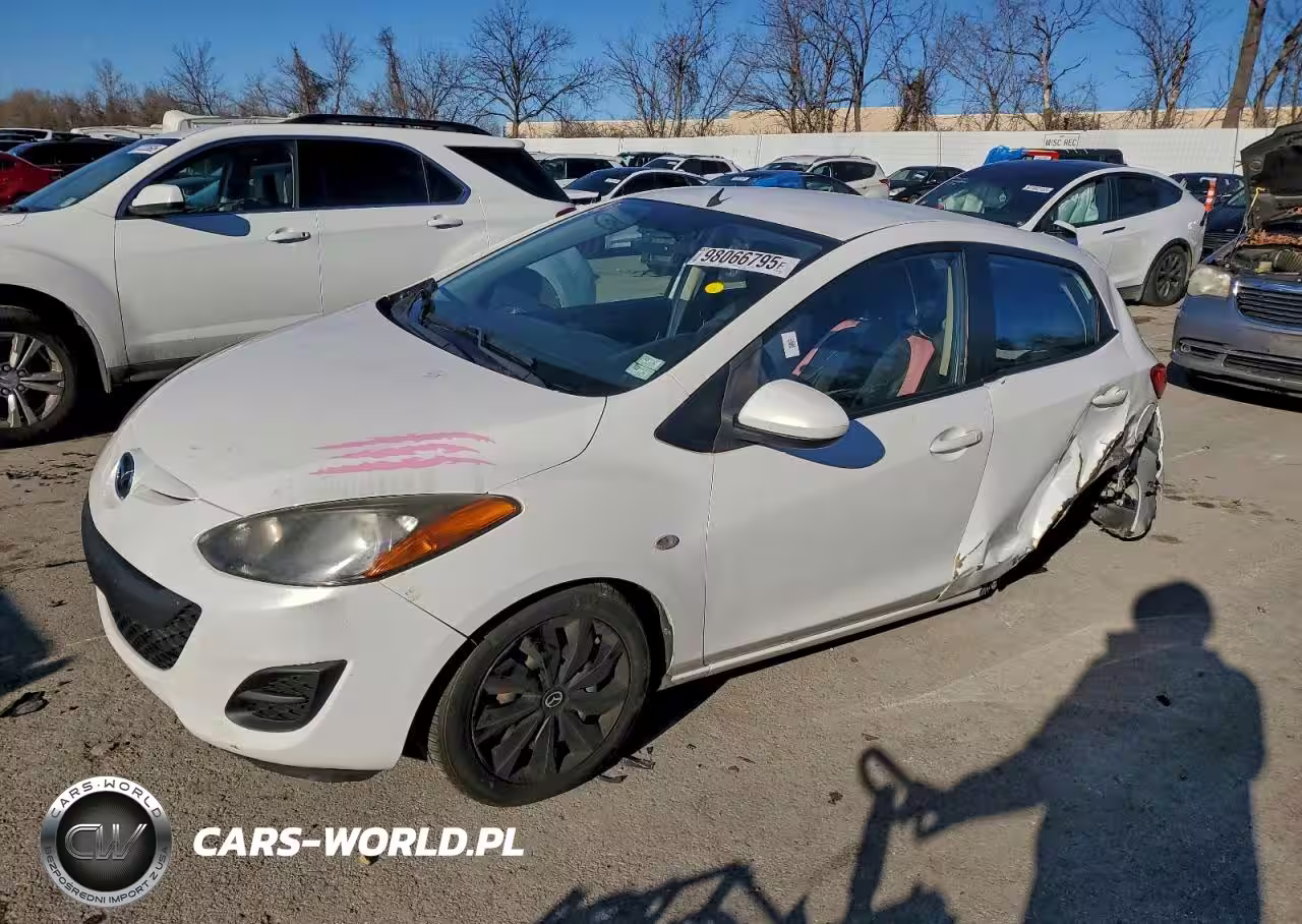 2014 Mazda Mazda2 Sport