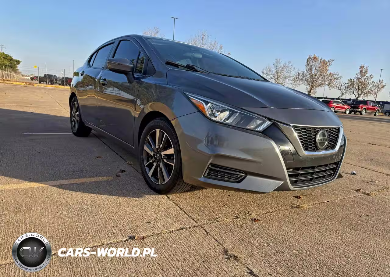 2021 Nissan Versa Sv
