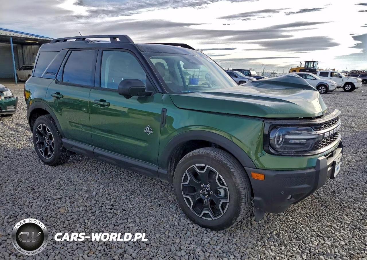 2025 Ford Bronco Sport Outer Banks VIN:3FMCR9CNXSRE92386 - 4
