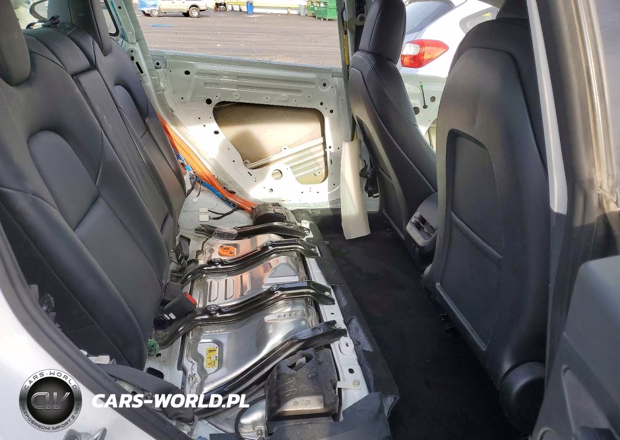2023 Tesla Model 3 VIN:5YJ3E1EA1PF455988 - 10