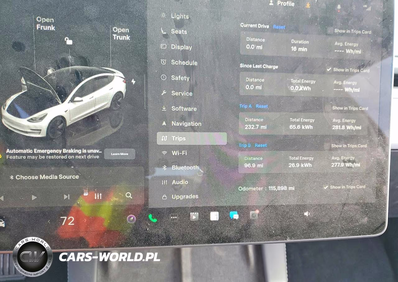 2023 Tesla Model 3 VIN:5YJ3E1EA1PF455988 - 9