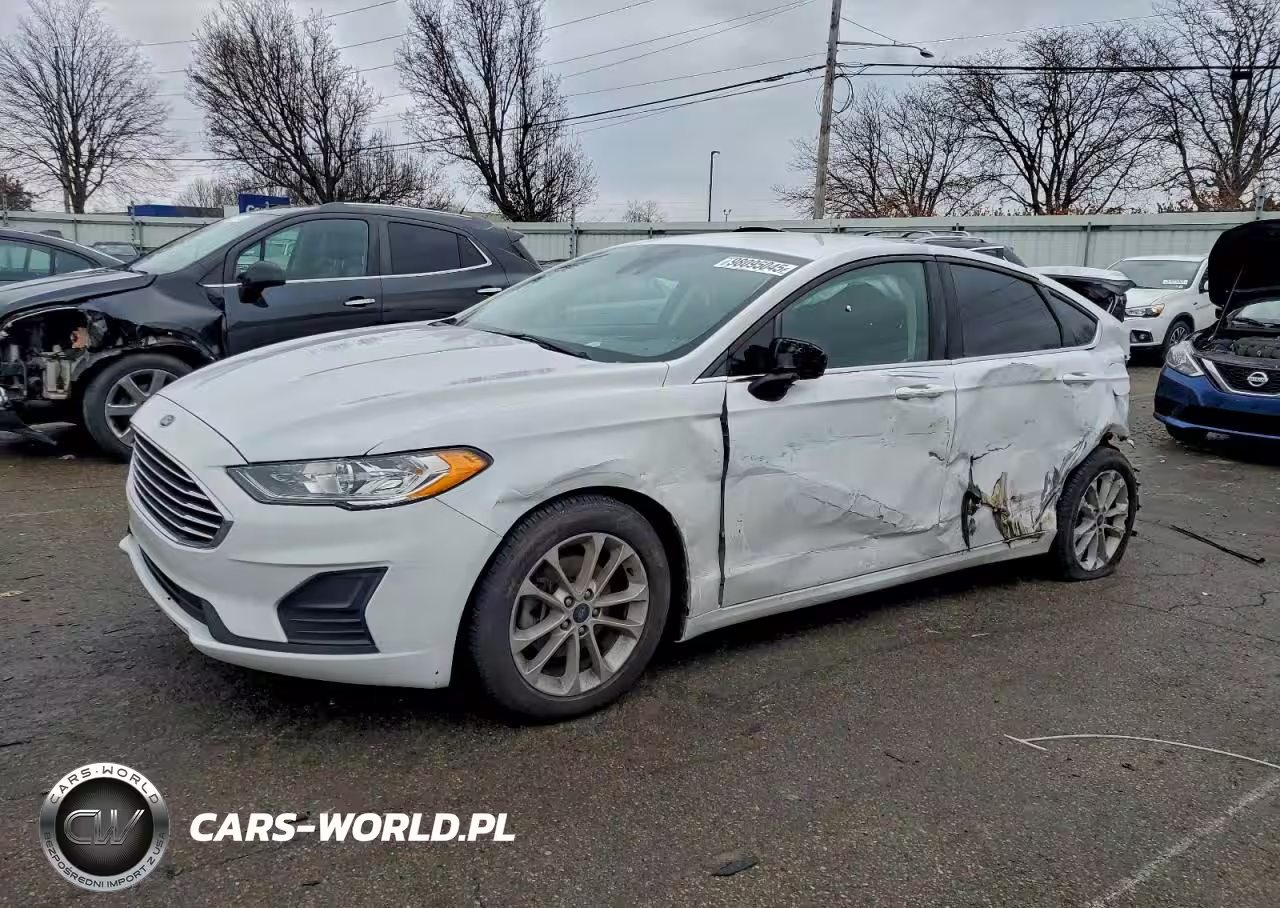2020 Ford Fusion Se