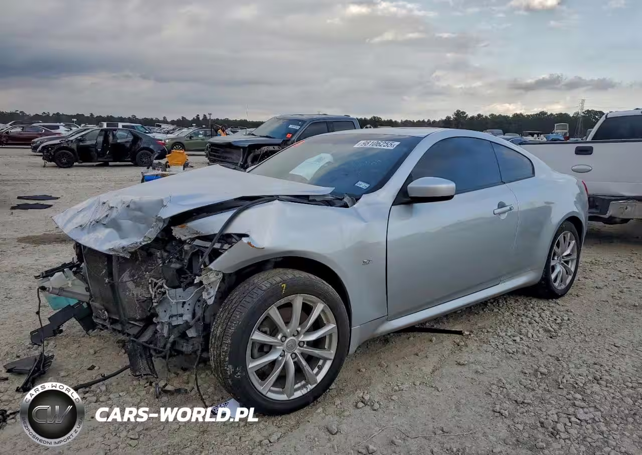 2015 Infiniti Q60 Journey