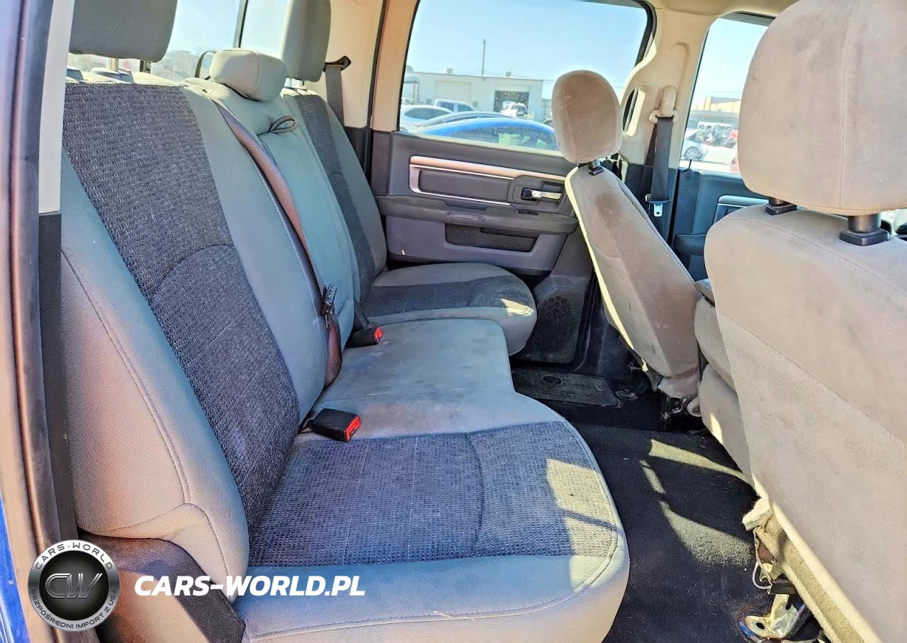 2019 Ram 1500 Classic Slt VIN:1C6RR6LT3KS573608 - 10