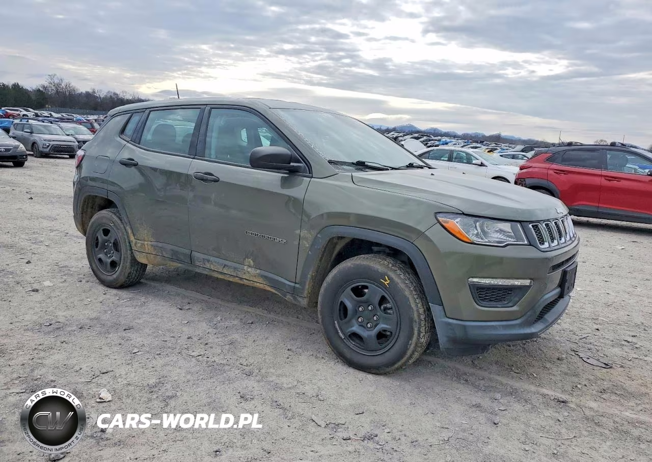 2018 Jeep Compass Sport VIN:3C4NJDAB2JT262178 - 4