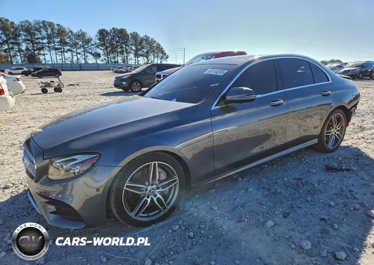 2019 Mercedes-Benz E 300