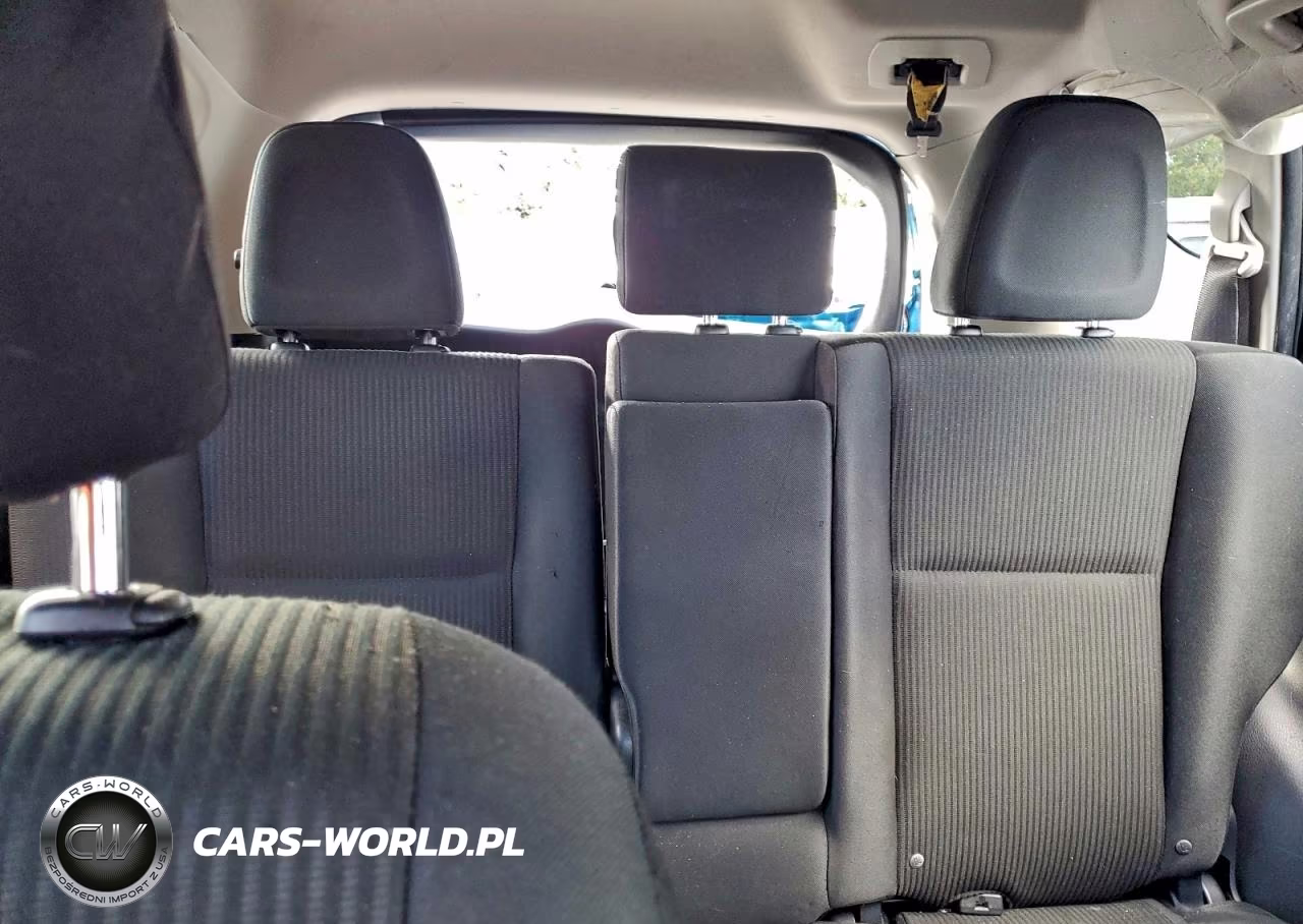 2018 Toyota Rav4 Le VIN:JTMZFREV5JJ195698 - 10
