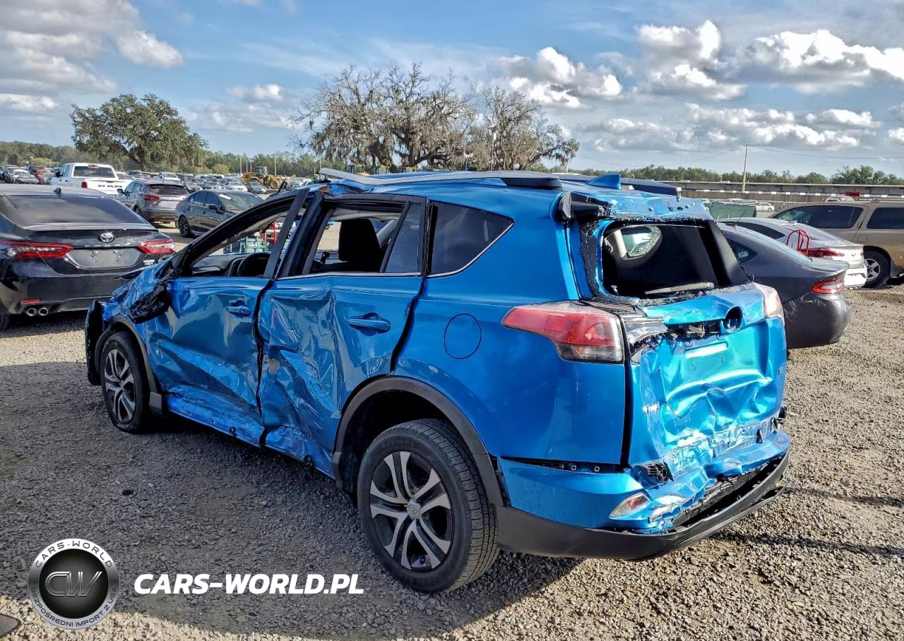 2018 Toyota Rav4 Le VIN:JTMZFREV5JJ195698 - 2
