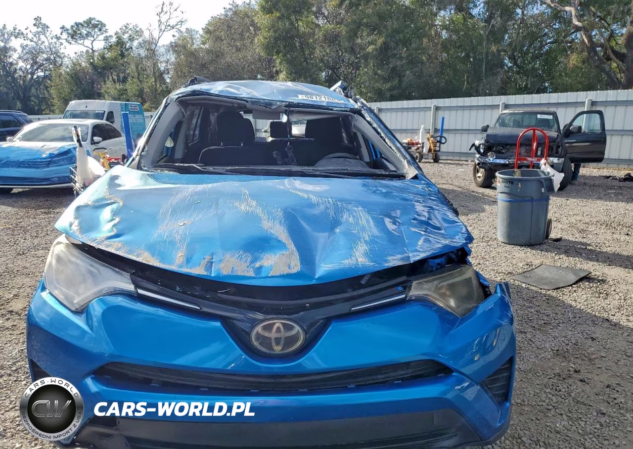 2018 Toyota Rav4 Le VIN:JTMZFREV5JJ195698 - 5