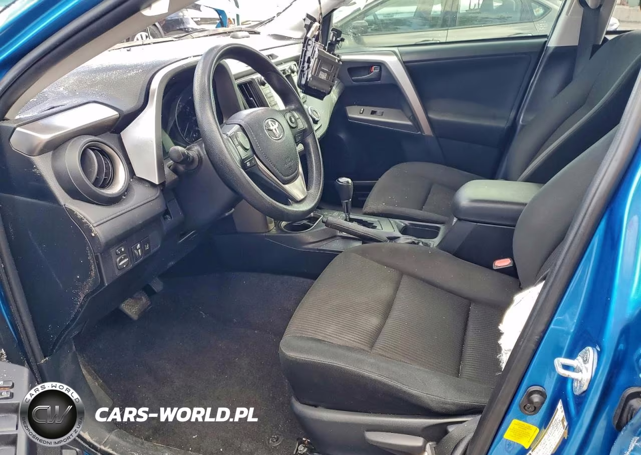 2018 Toyota Rav4 Le VIN:JTMZFREV5JJ195698 - 7