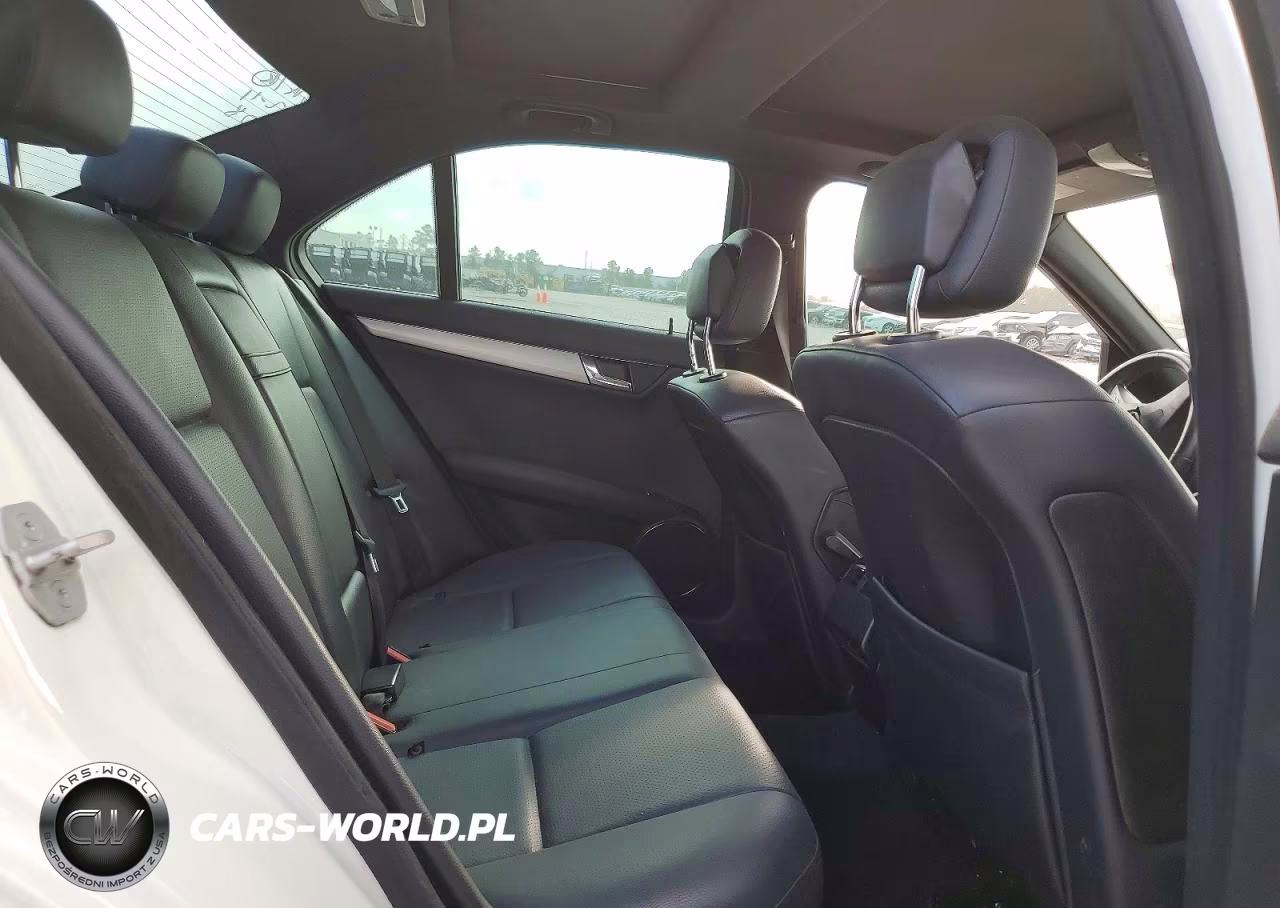 2008 Mercedes-Benz C 300 VIN:WDDGF54XX8R010890 - 10