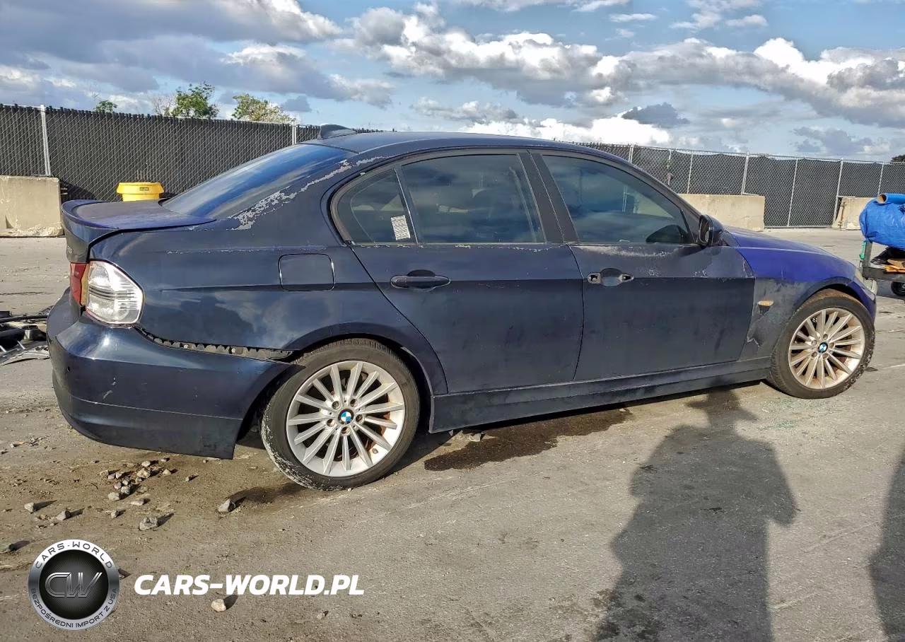 2010 BMW 328 I VIN:WBAPH7G55ANM51492 - 3