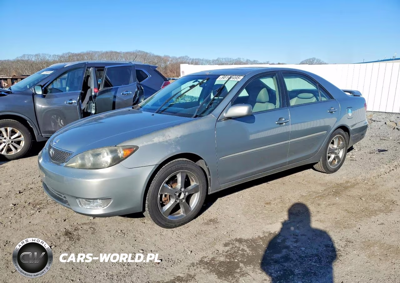 2005 Toyota Camry Se V6 – zdjęcie 1 z 12