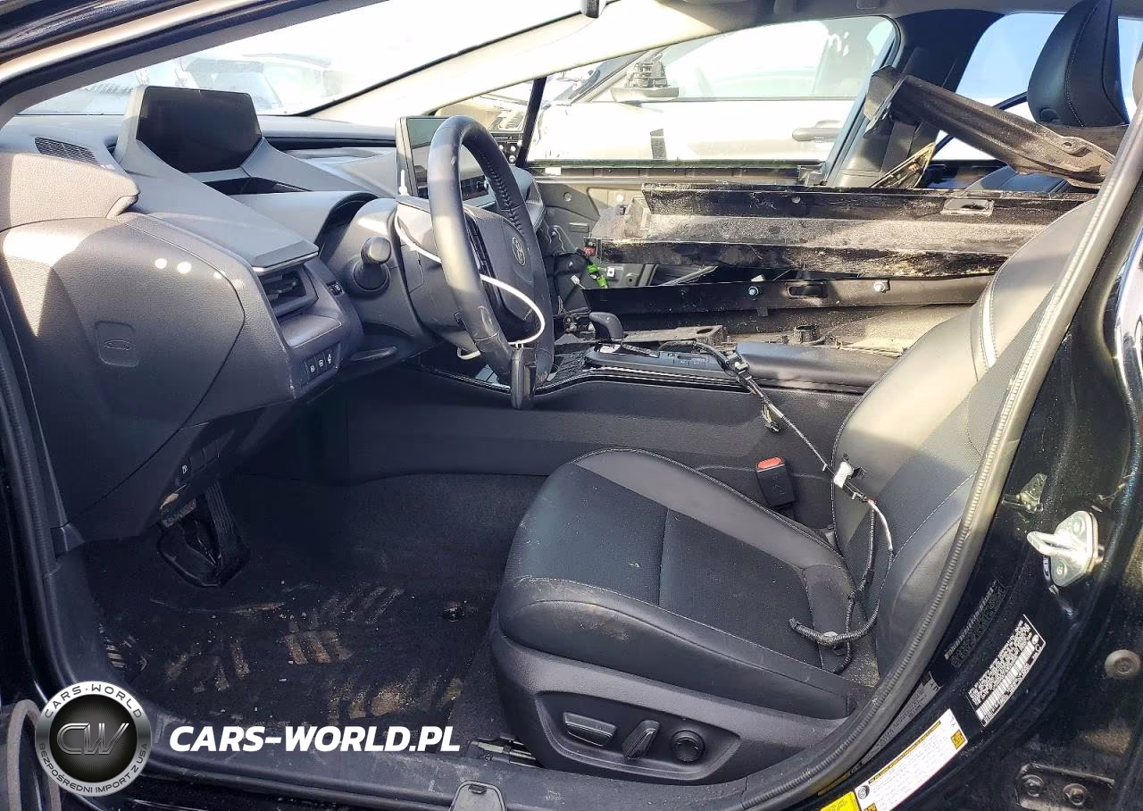 2025 Toyota Prius Le VIN:JTDADABU1S3030446 - 7