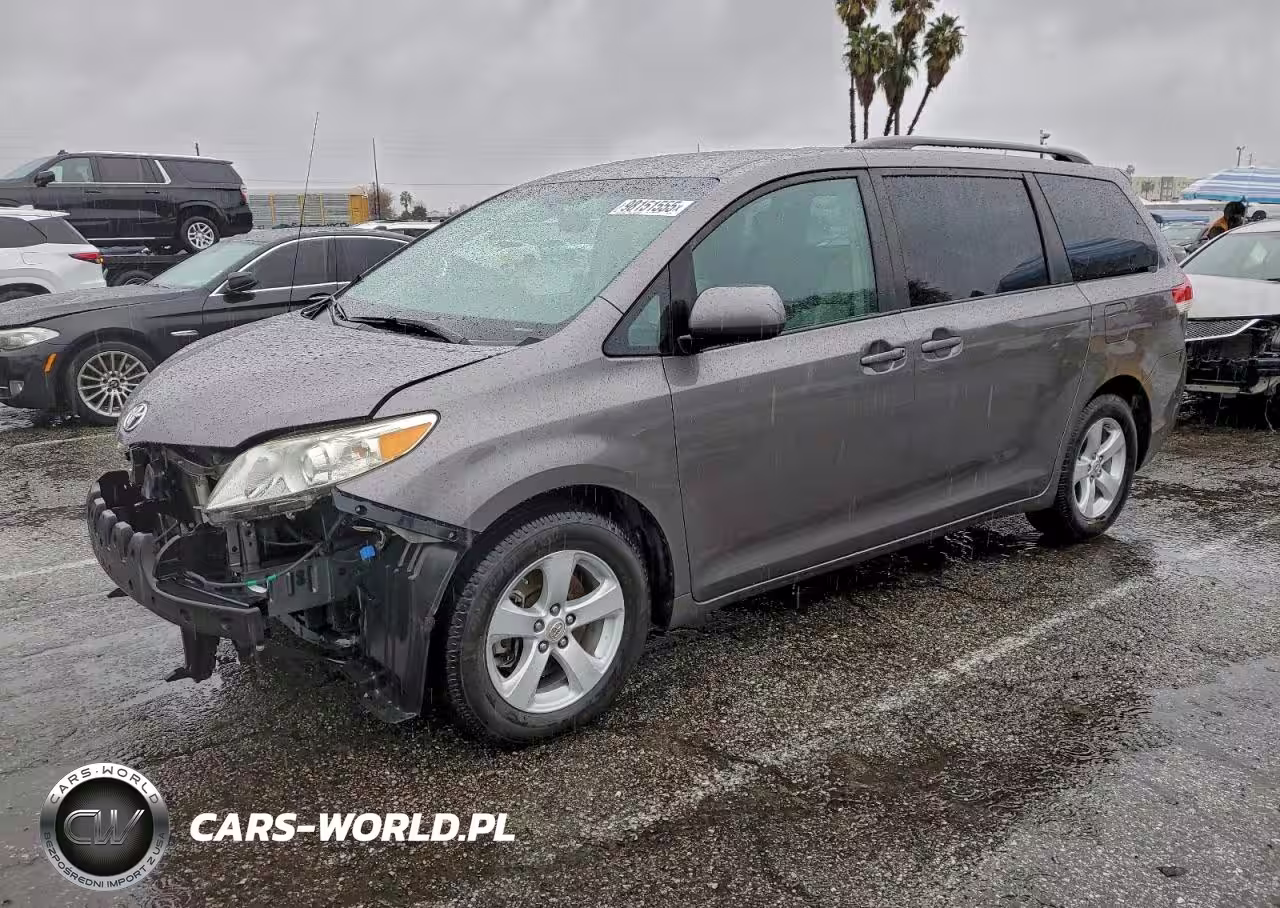 2011 Toyota Sienna Le
