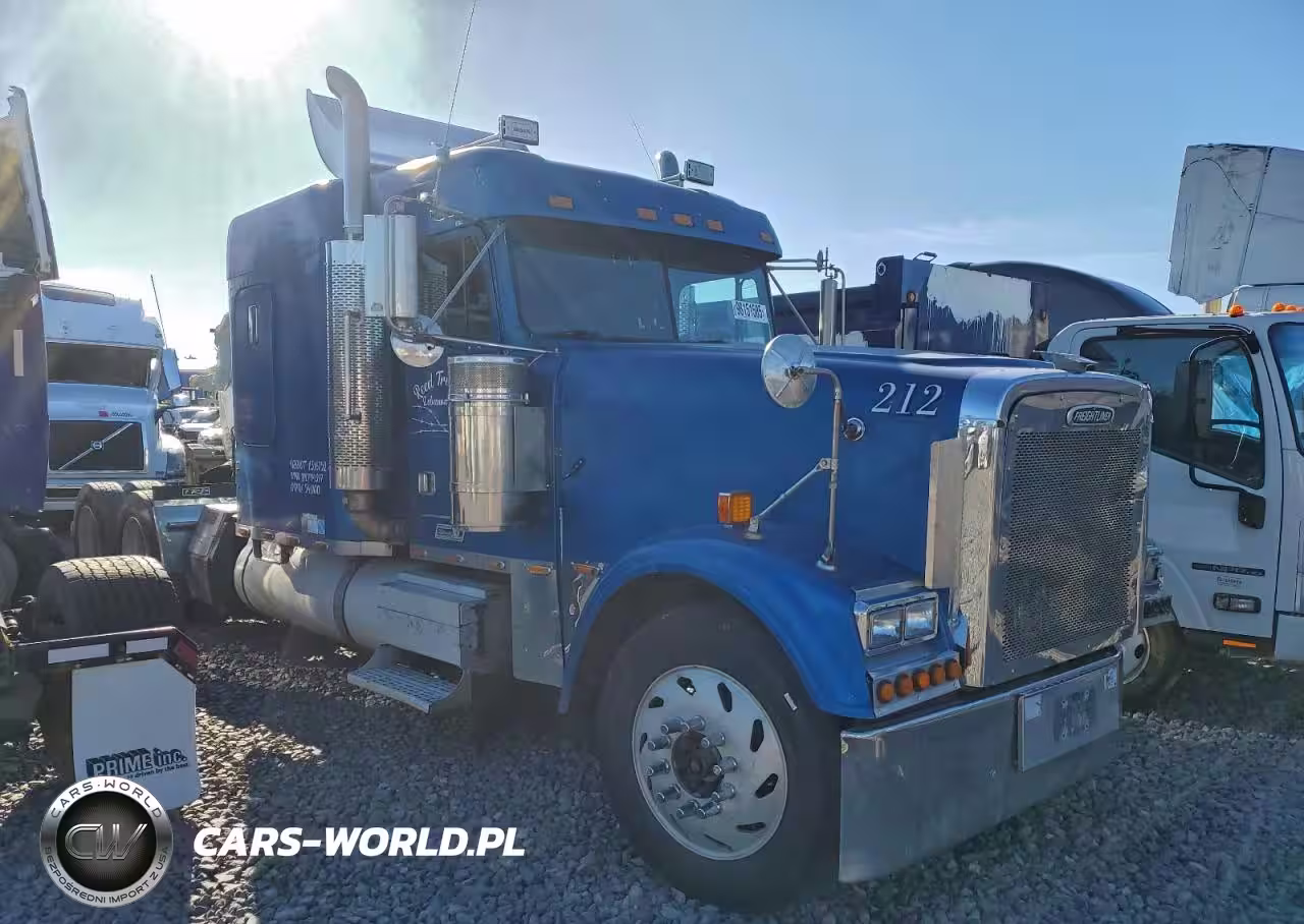 2000 Freightliner Long Conventional Semi Truck