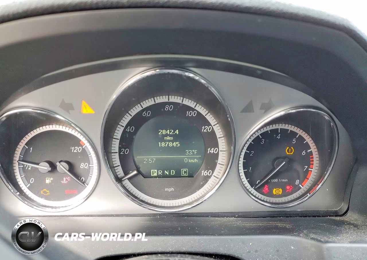 2010 Mercedes-Benz C 300 4Matic VIN:WDDGF8BB9AR096286 - 9