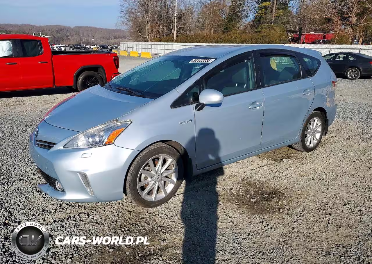 2013 Toyota Prius V