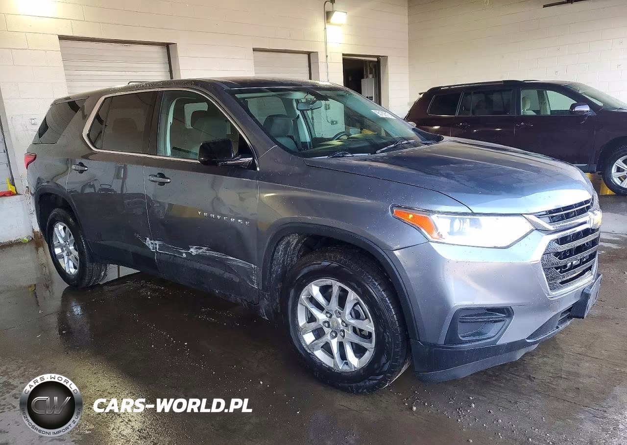 2019 Chevrolet Traverse Ls VIN:1GNERFKW3KJ214629 - 4
