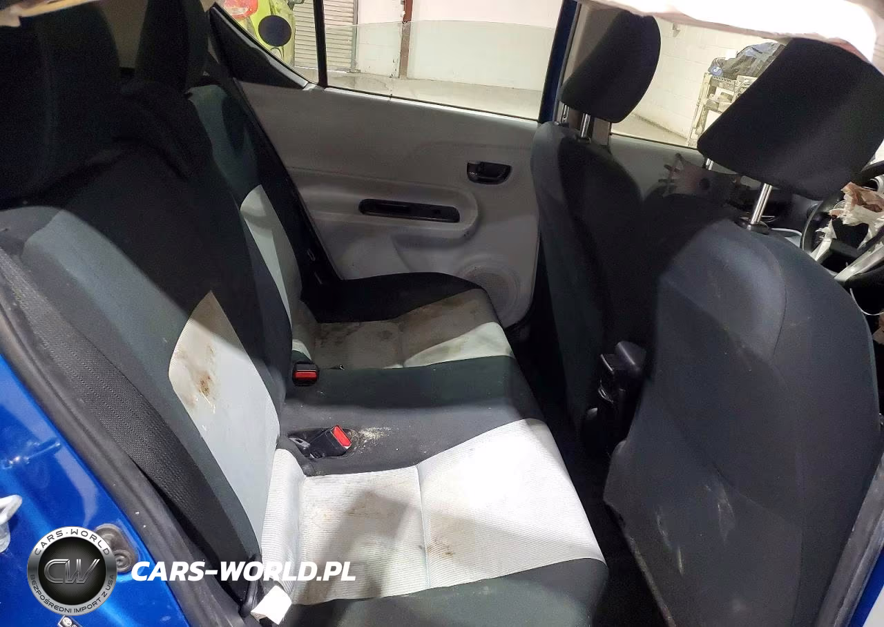 2012 Toyota Prius C Three VIN:JTDKDTB30C1011522 - 10