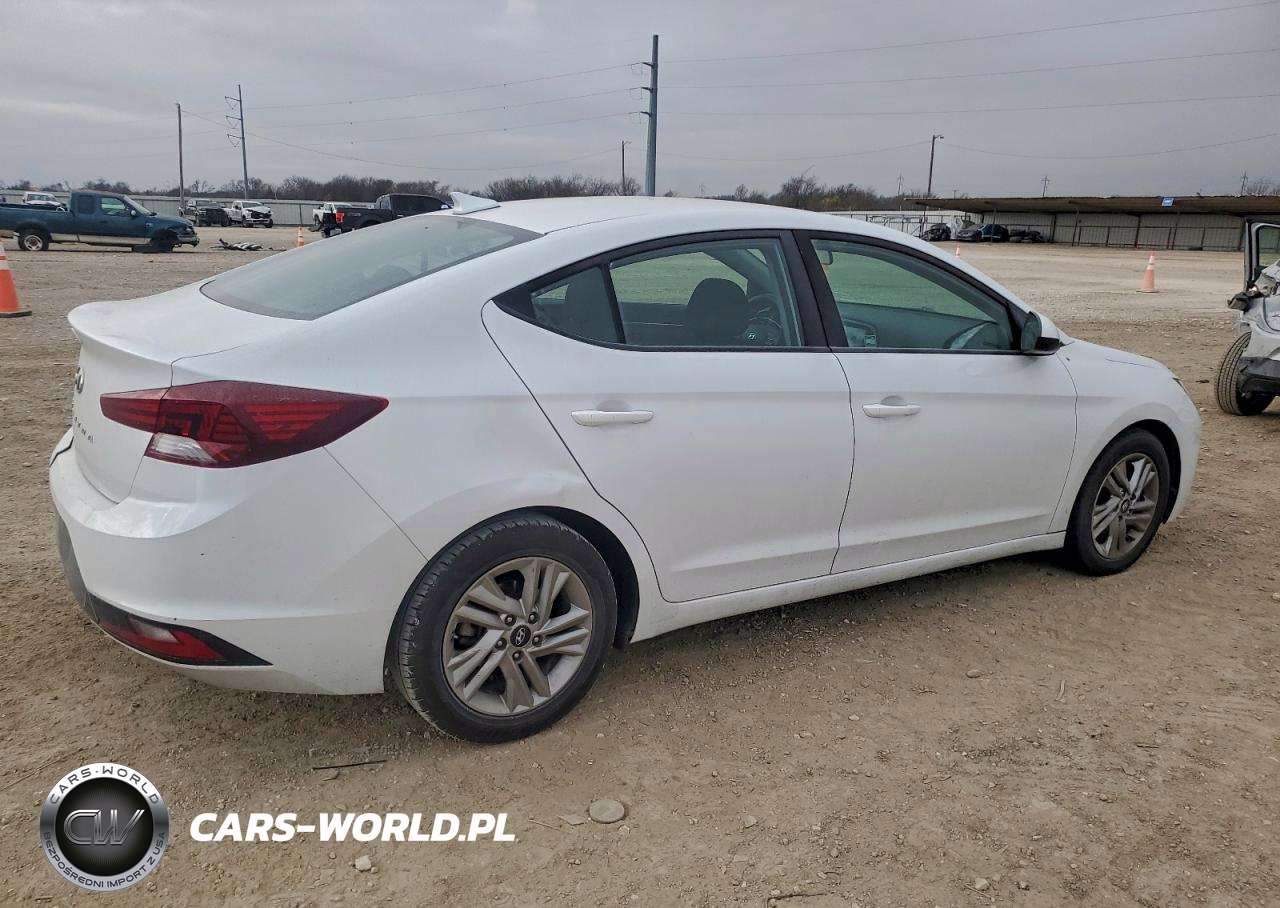 2020 Hyundai Elantra Sel VIN:5NPD84LF4LH551864 - 3