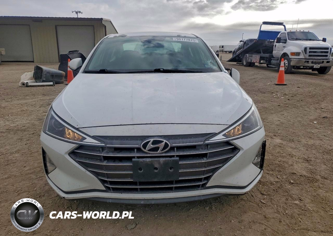 2020 Hyundai Elantra Sel VIN:5NPD84LF4LH551864 - 5