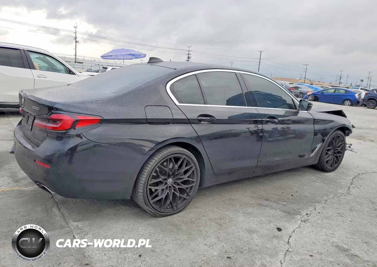 2021 BMW 530 Xi VIN:WBA13BJ09MCF96154 - 3