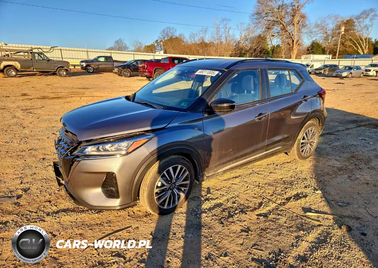 2024 Nissan Kicks Sr
