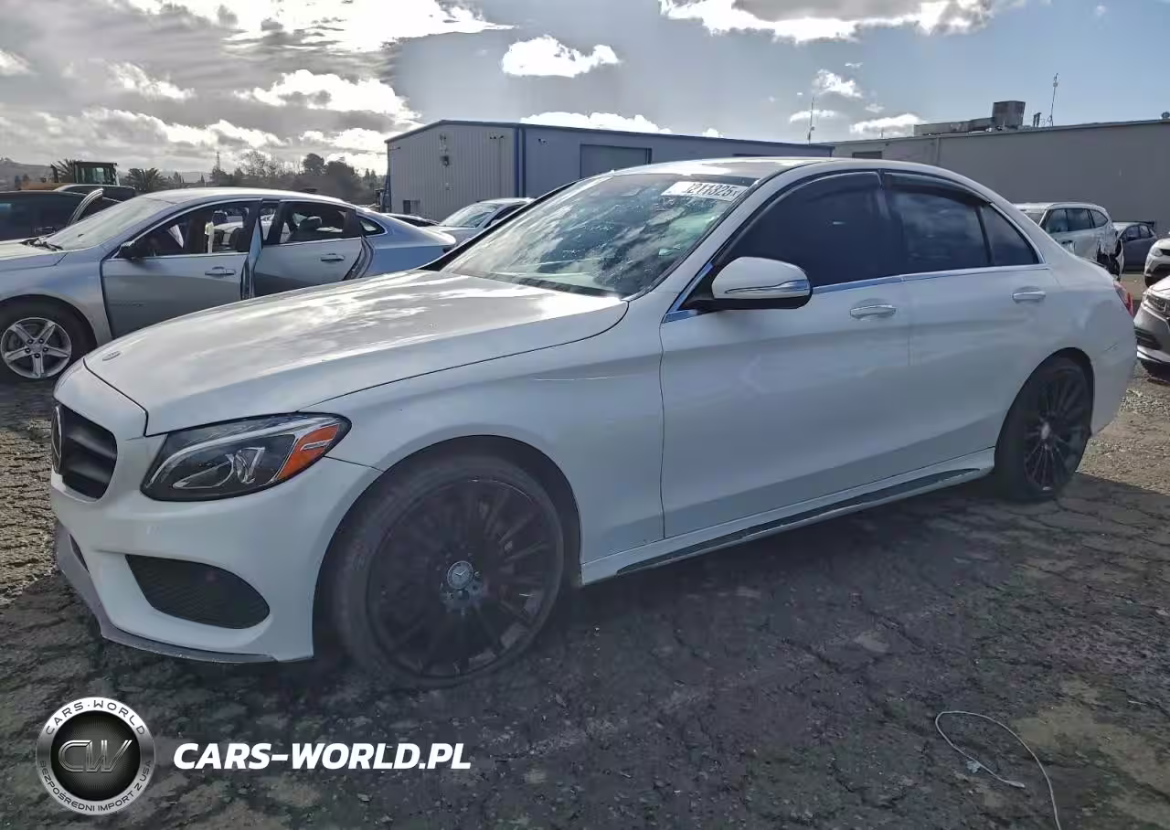 2015 Mercedes-Benz C 400 4Matic