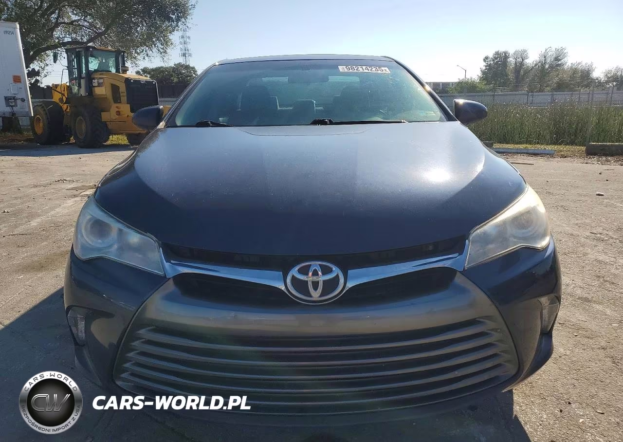 2017 Toyota Camry Le VIN:4T1BF1FK6HU765283 - 5