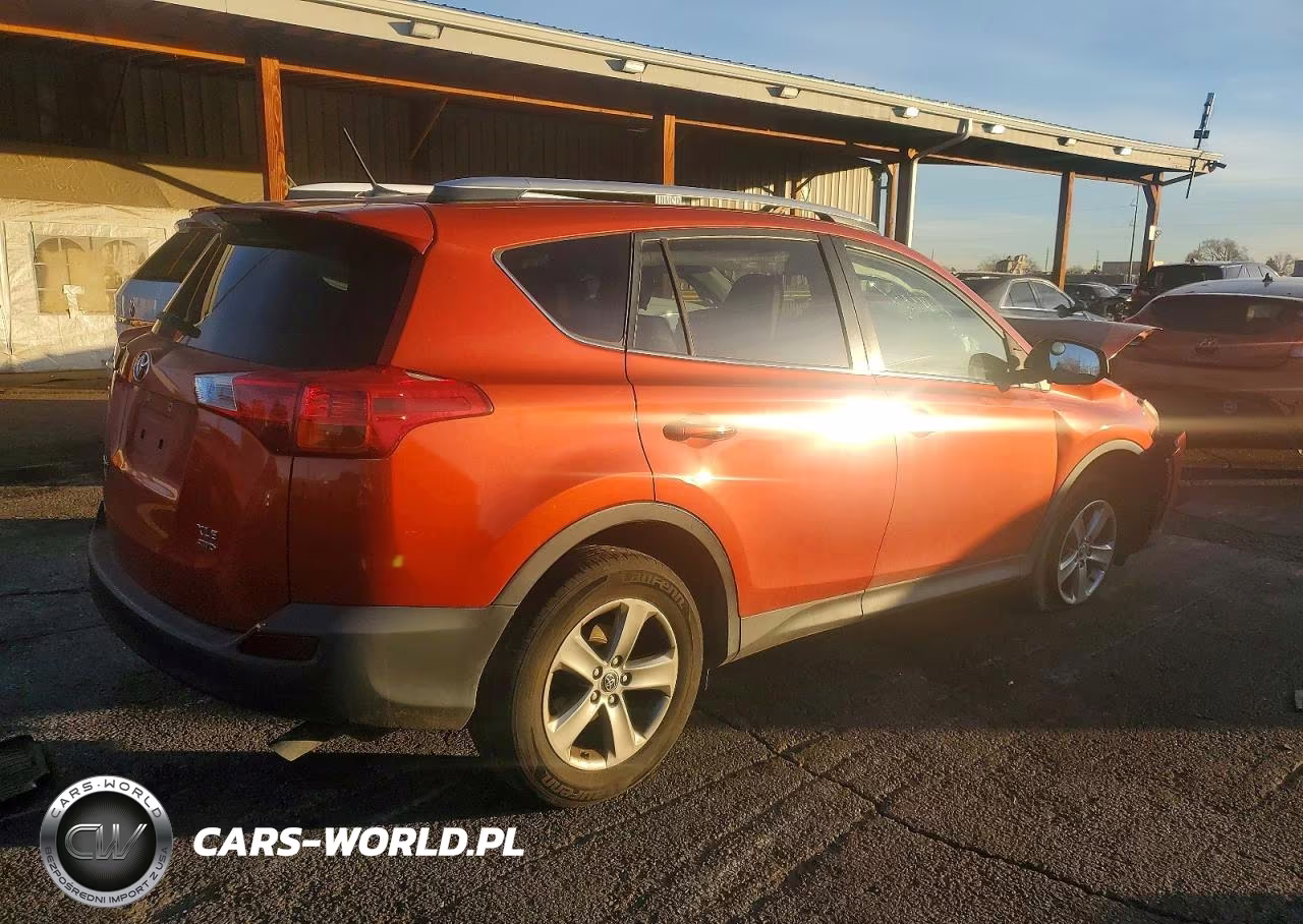 2015 Toyota Rav4 Xle VIN:JTMRFREV5FD151626 - 3