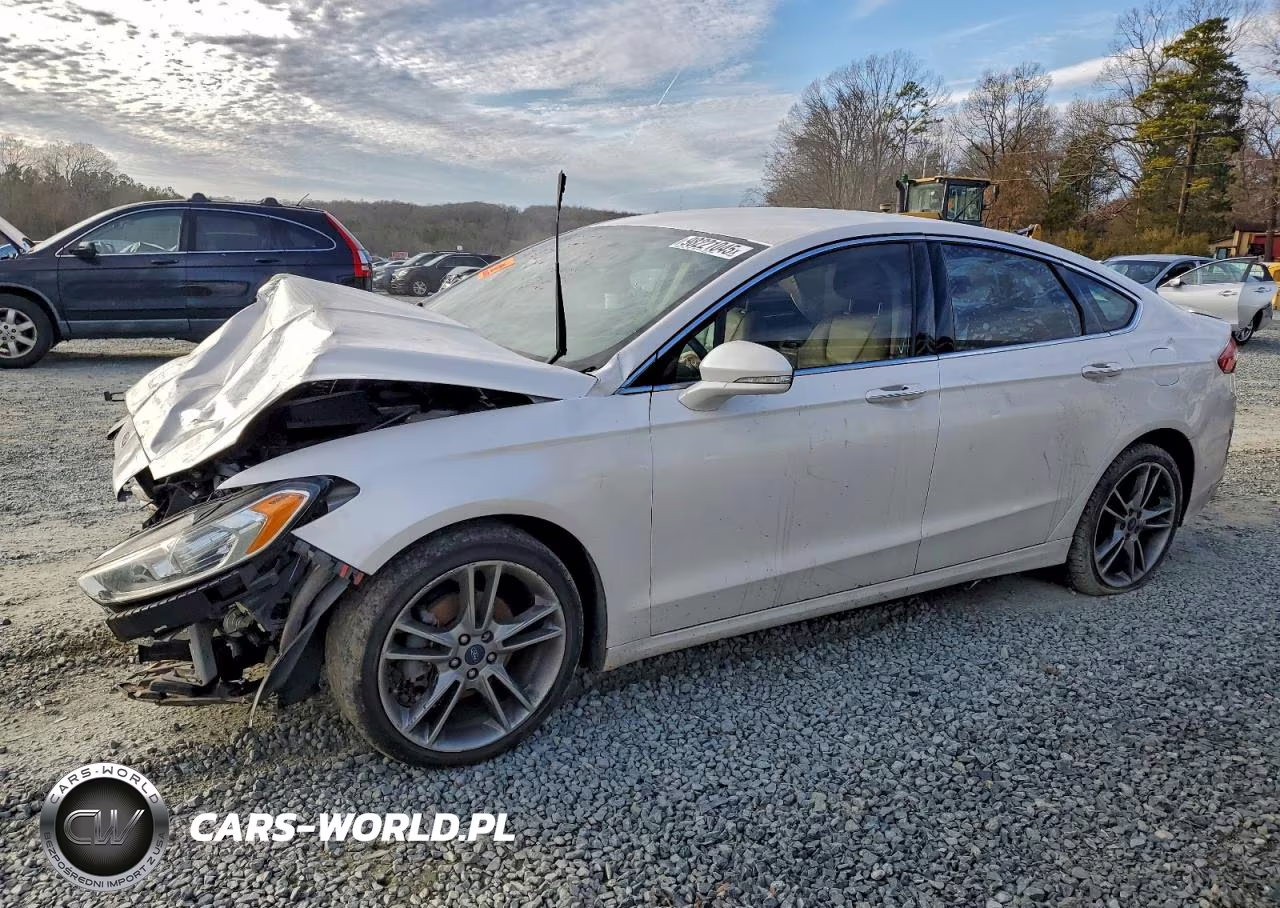 2015 Ford Fusion Titanium – zdjęcie 1 z 12
