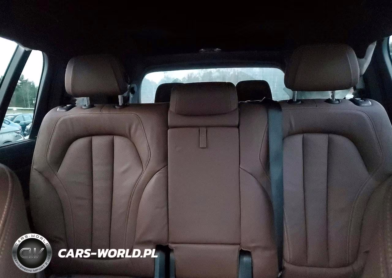 2022 BMW X7 xDrive40I VIN:5UXCW2C03N9K03548 - 10