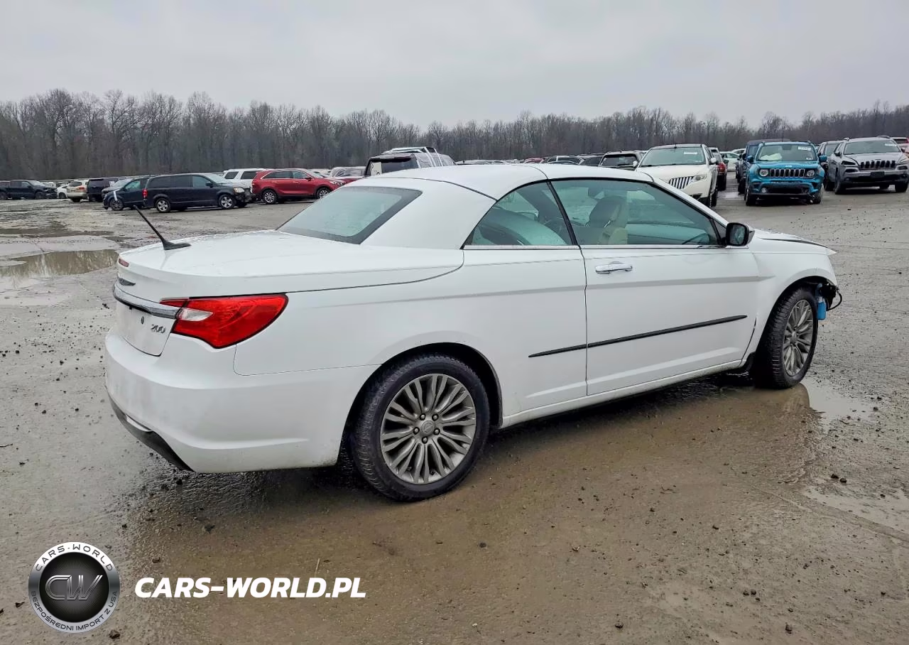 2013 Chrysler 200 Limited VIN:1C3BCBFG8DN584158 - 3